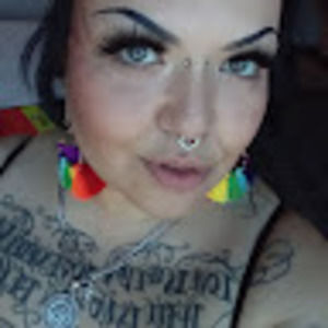 Meet your Posher, Angelique